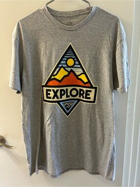 Explore Graphic Tee - Gray Men's Short Sleeve Shirt